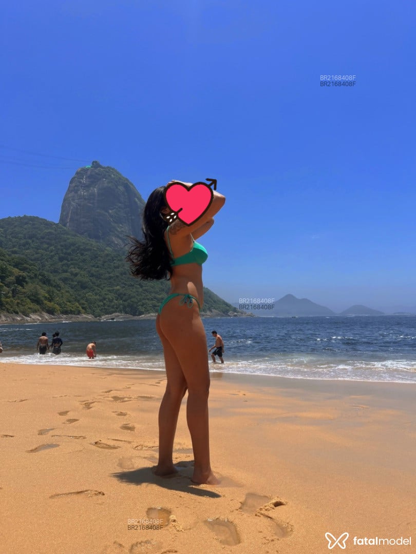 Acompanhante mulher com cabelo castanho de olhos castanhos em Curitiba - Fernanda