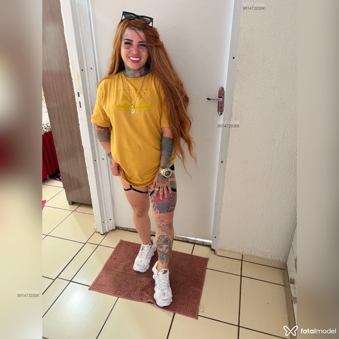 Acompanhante mulher com cabelo castanho de olhos pretos em Porto Velho - Bruninha