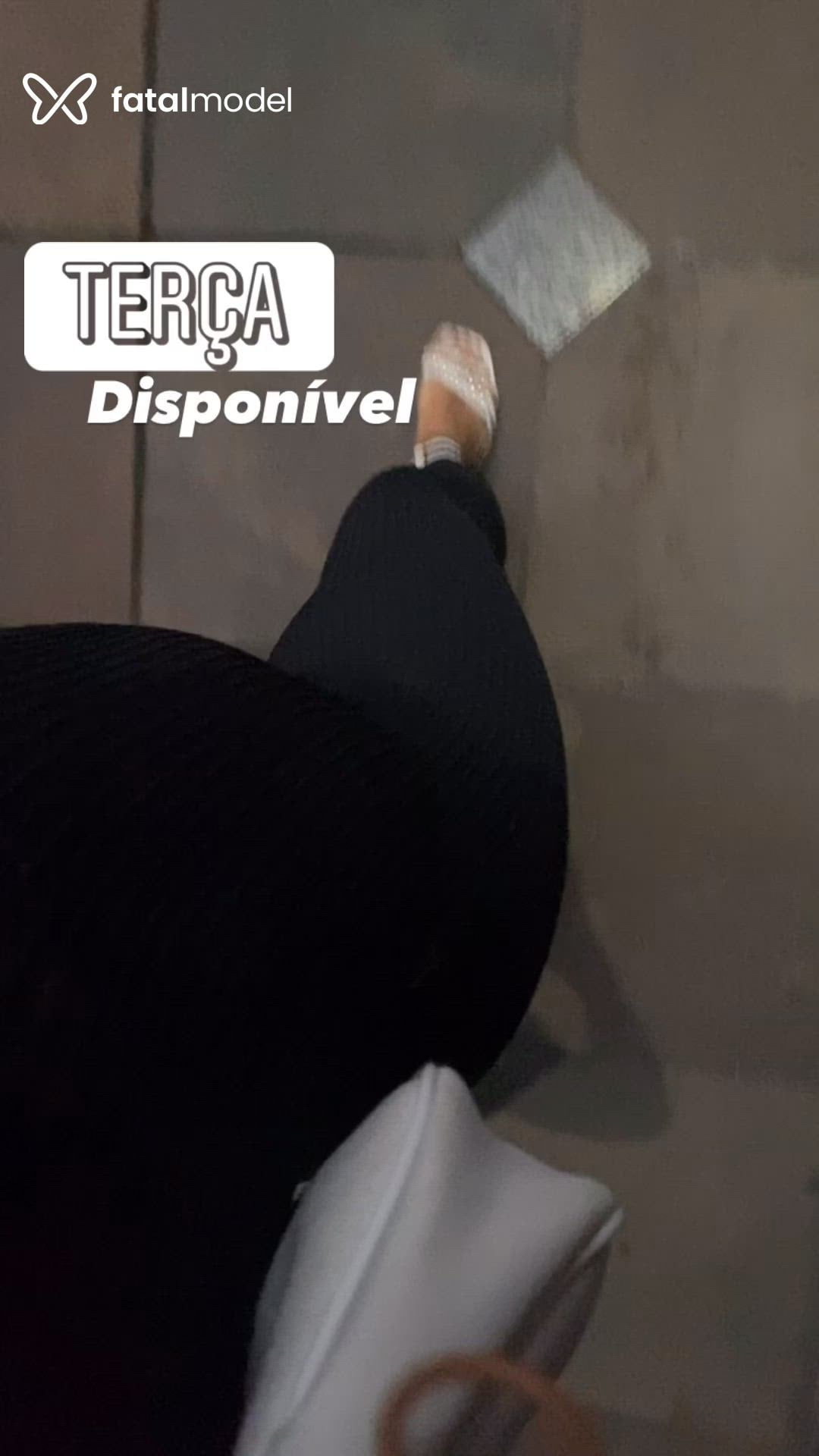Acompanhante mulher morena (o) de olhos pretos em Porto Alegre Acompanhante mulher morena (o) de olhos pretos em Porto Alegre - Mary