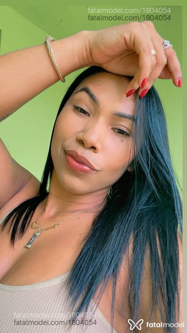 Acompanhante mulher morena (o) de olhos pretos - Kaline
