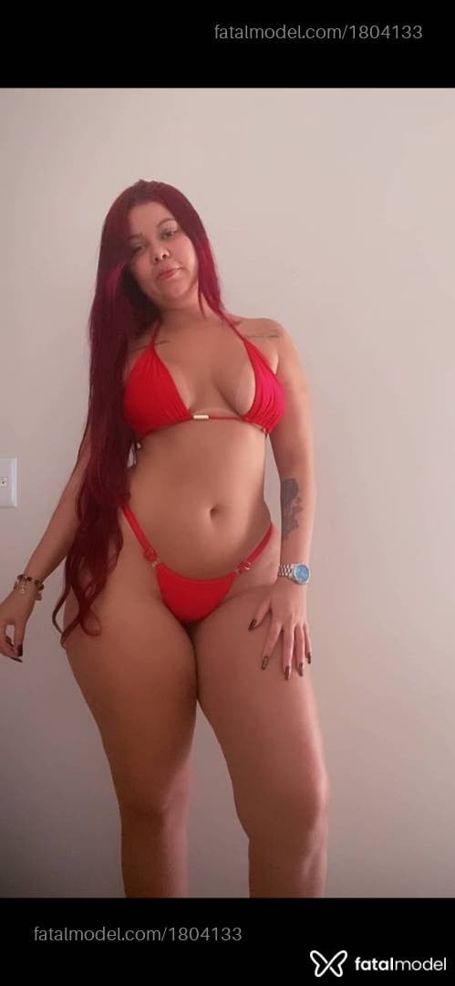Acompanhante mulher ruiva (o) de olhos castanhos - Christal