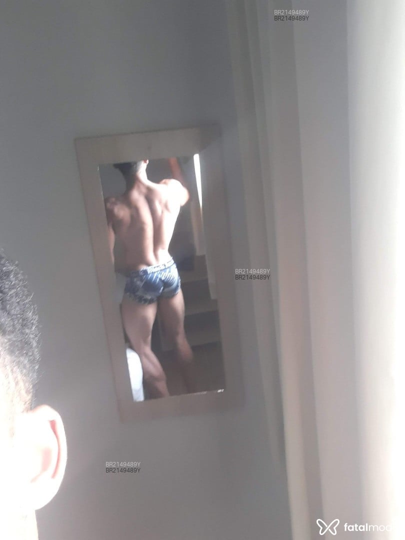 Acompanhante homem morena (o) de olhos pretos em Campinas - André