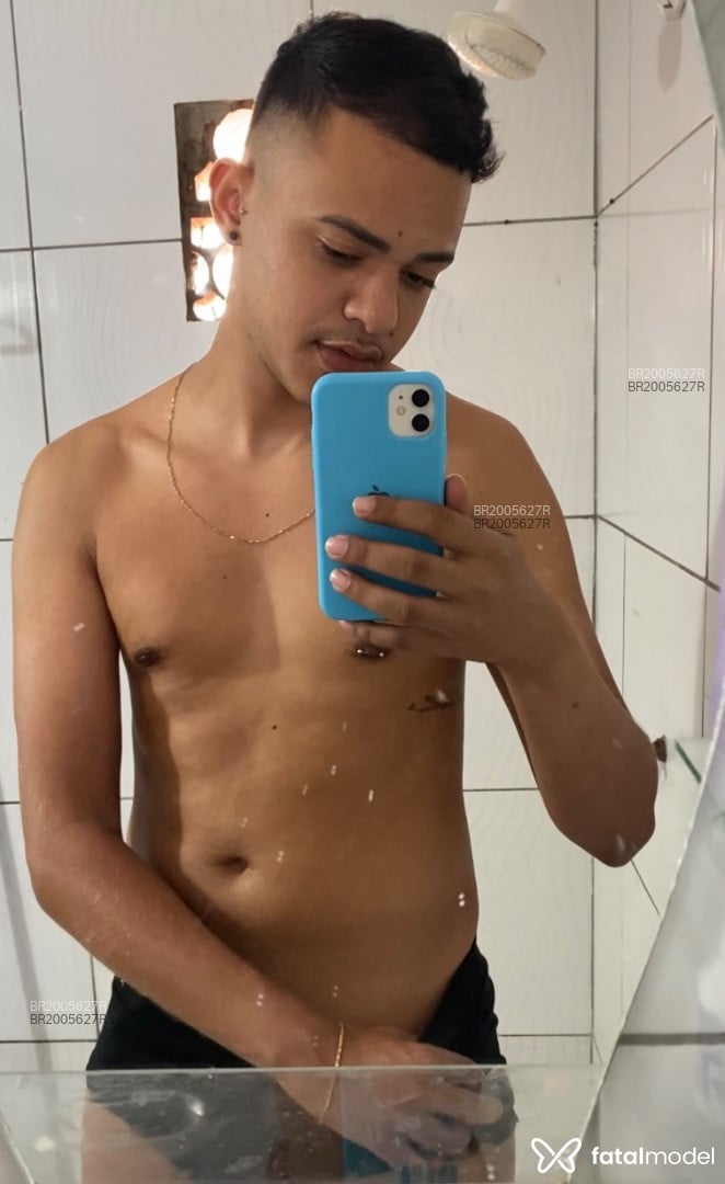 Acompanhante homem morena (o) de olhos pretos em Fortaleza - Pedro
