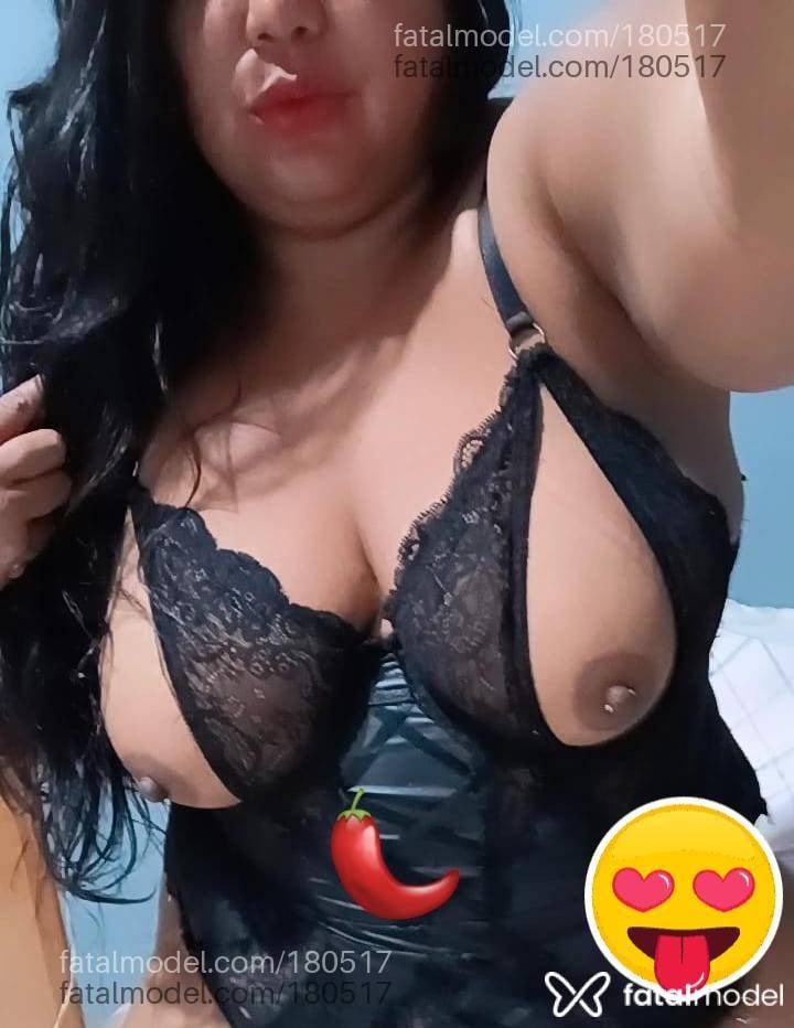 Acompanhante mulher morena (o) de olhos castanhos - Cybele morena