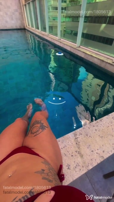 Acompanhante mulher morena (o) de olhos castanhos em Itapema - Camila