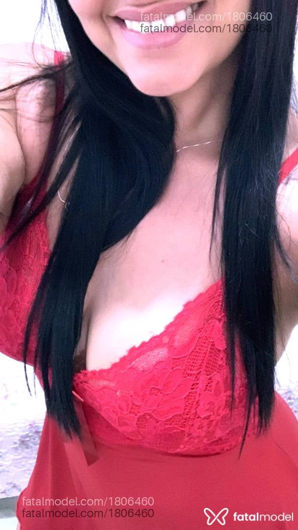 Acompanhante mulher morena (o) de olhos castanhos - Cleo Andhrade