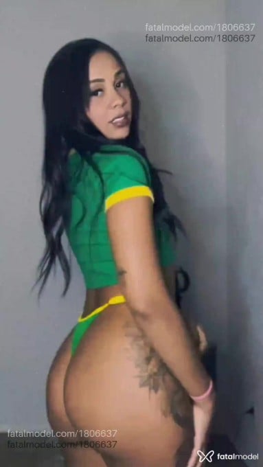 Acompanhante mulher morena (o) de olhos castanhos em Mogi Guaçu - Julia Gomes