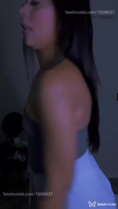 Acompanhante mulher morena (o) de olhos castanhos em Mogi Guaçu - Julia Gomes