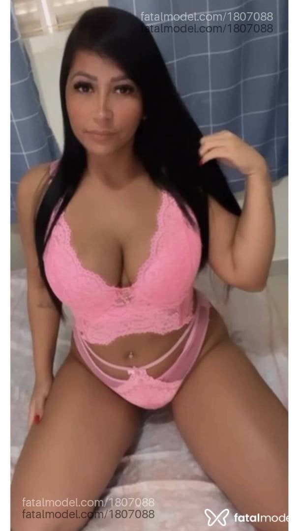 Acompanhante mulher morena (o) de olhos pretos - Paloma Duarte