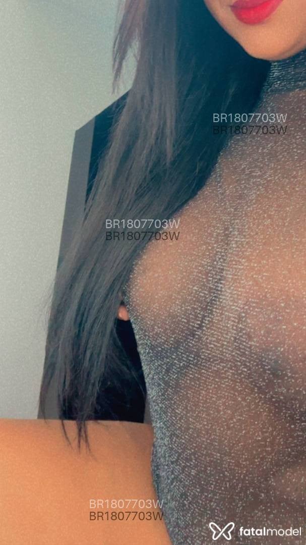 Acompanhante mulher morena (o) de olhos castanhos em Ribeirão Preto Acompanhante mulher morena (o) de olhos castanhos em Ribeirão Preto - Júlia Basilio