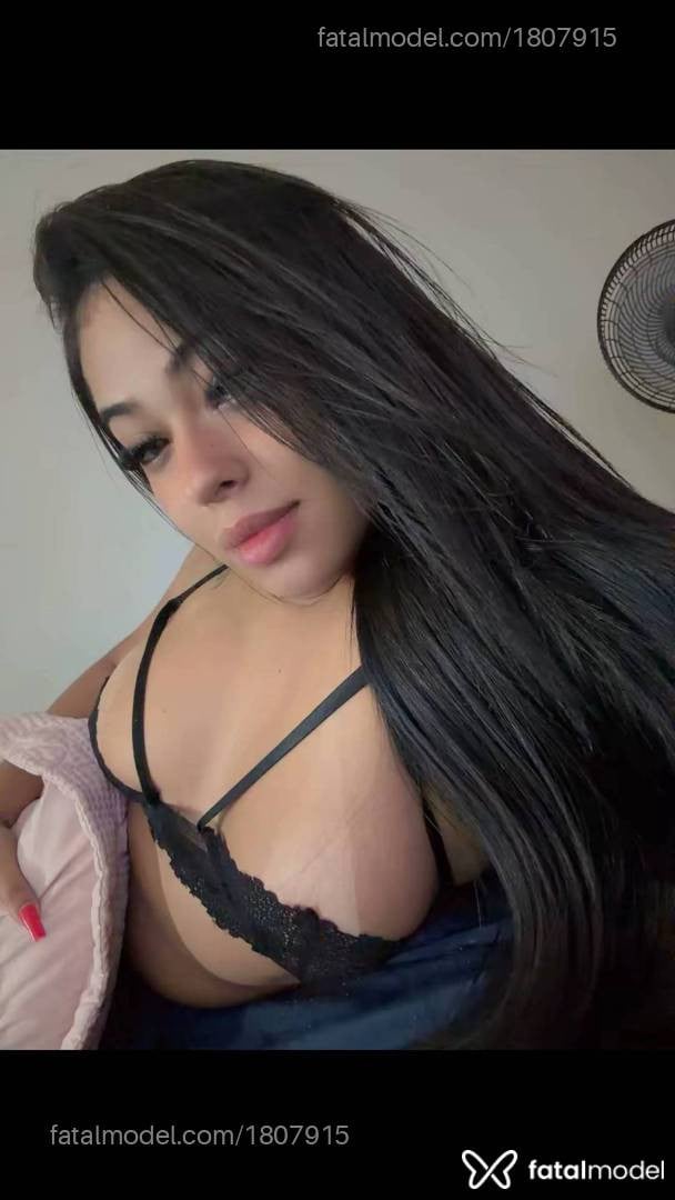 Acompanhante mulher com cabelo colorido de olhos castanhos em São Gabriel da Palha Acompanhante mulher com cabelo colorido de olhos castanhos em São Gabriel da Palha - Bianca Soares