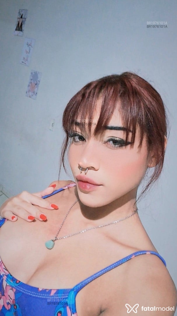 Acompanhante mulher ruiva (o) de olhos castanhos em Brasília - Bunny