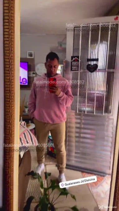 Acompanhante homem com cabelo castanho de olhos verdes - Karioksafado Acompanhante homem com cabelo castanho de olhos verdes - Karioksafado