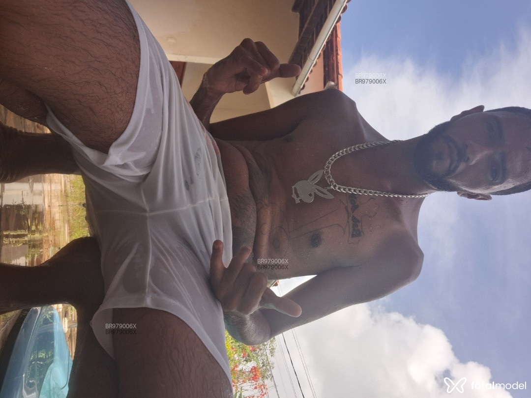 Acompanhante homem morena (o) de olhos castanhos em Virtual Acompanhante homem morena (o) de olhos castanhos em Virtual - Dan Dan