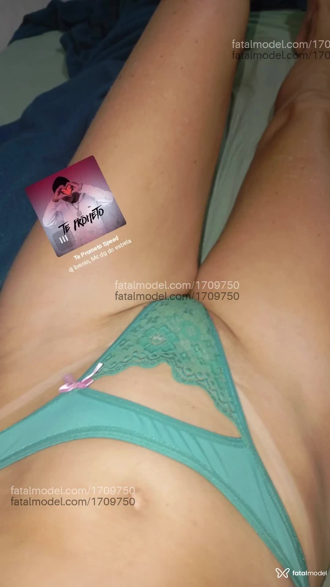 Acompanhante mulher com cabelo castanho de olhos castanhos - Gabi Gabii Acompanhante mulher com cabelo castanho de olhos castanhos - Gabi Gabii