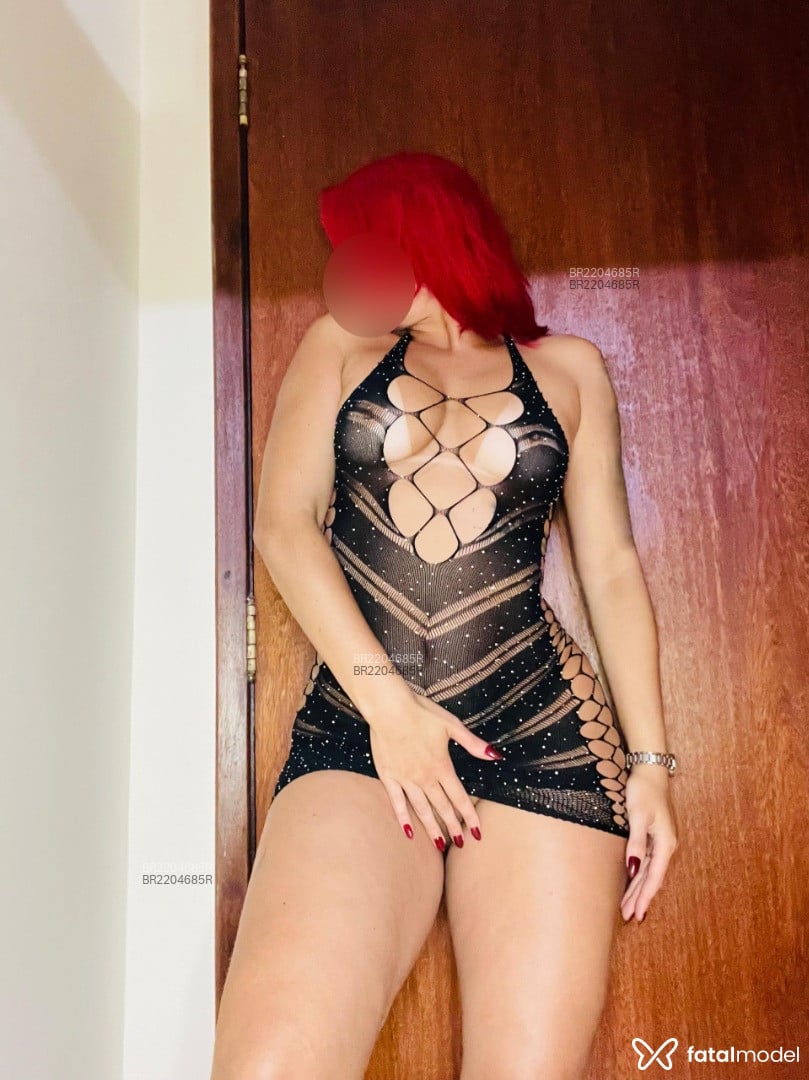 Acompanhante mulher ruiva (o) de olhos pretos em Rio de Janeiro - Alice
