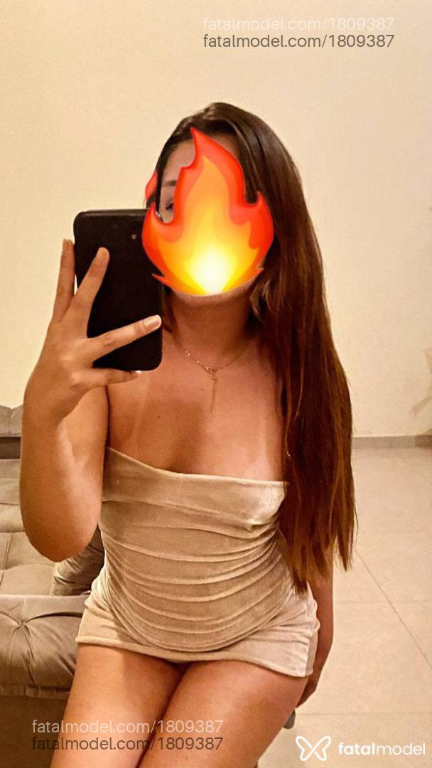Acompanhante mulher com cabelo castanho de olhos mel em União da Vitória - ísis Dourado
