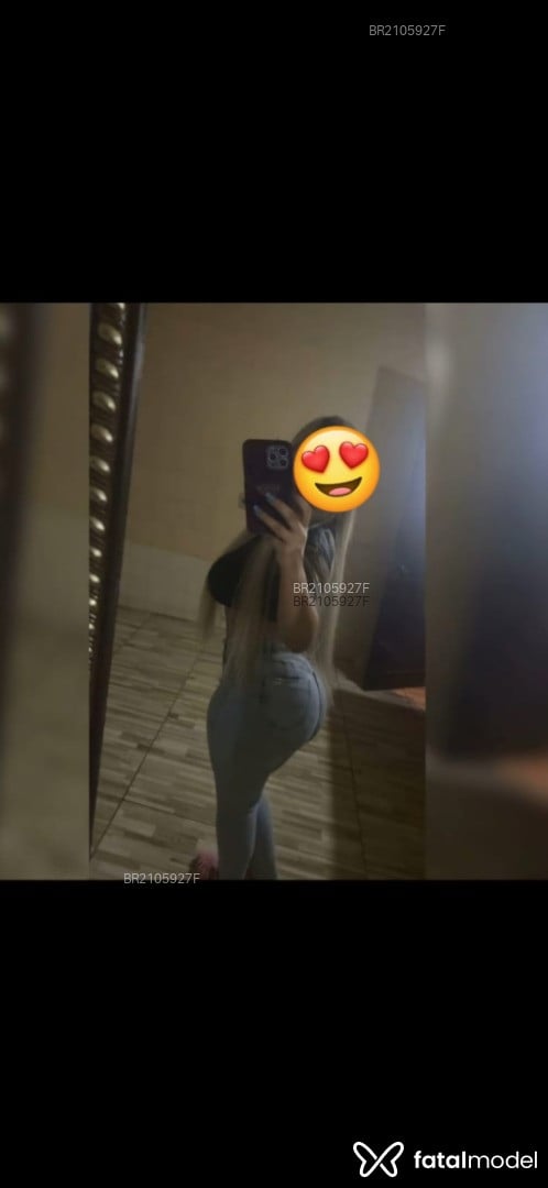 Acompanhante mulher loira (o) de olhos castanhos em Passo Fundo - Melissa