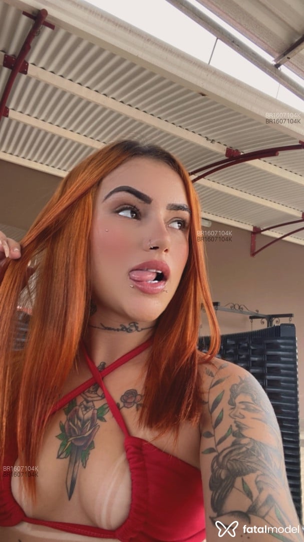 Acompanhante mulher ruiva (o) de olhos castanhos em São Carlos - Maitê