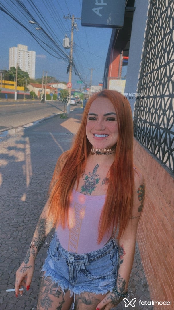 Acompanhante mulher ruiva (o) de olhos castanhos em São Carlos - Maitê