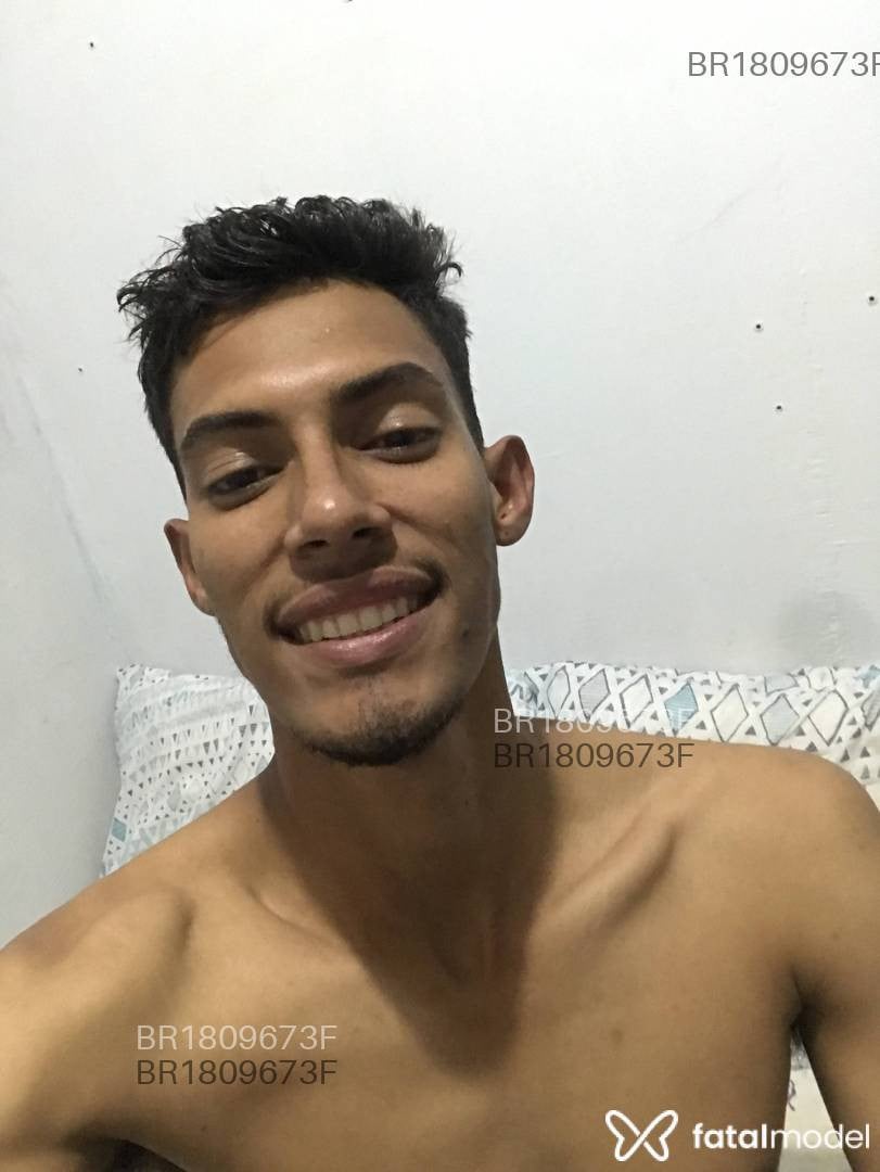 Acompanhante homem com cabelo castanho de olhos castanhos em Cascavel Acompanhante homem com cabelo castanho de olhos castanhos em Cascavel - João carlos