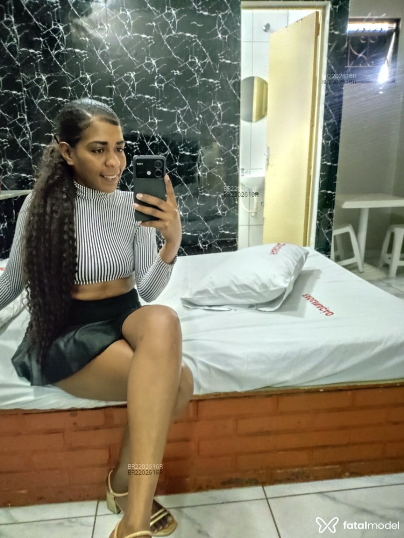 Acompanhante mulher com cabelo castanho de olhos castanhos em Contagem - Nathyele