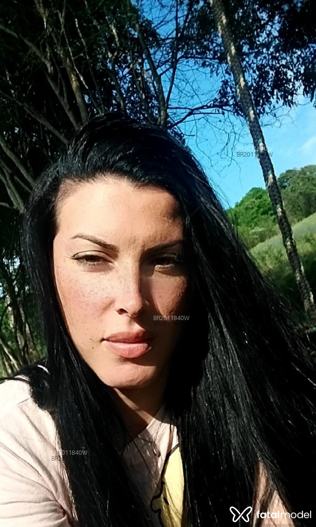 Acompanhante mulher trans morena (o) de olhos mel em Xanxerê Acompanhante mulher trans morena (o) de olhos mel em Xanxerê - Morena Rosa