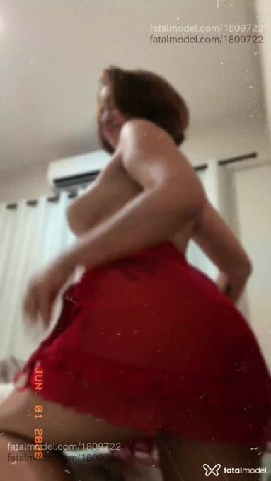 Acompanhante mulher com cabelo castanho de olhos castanhos em Uberlândia - Marcela