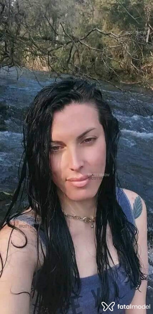 Acompanhante mulher trans morena (o) de olhos mel em Xanxerê Acompanhante mulher trans morena (o) de olhos mel em Xanxerê - Morena Rosa
