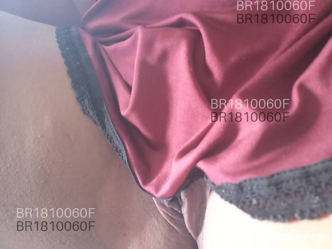 Acompanhante mulher com cabelo castanho de olhos castanhos em Virtual - Lility