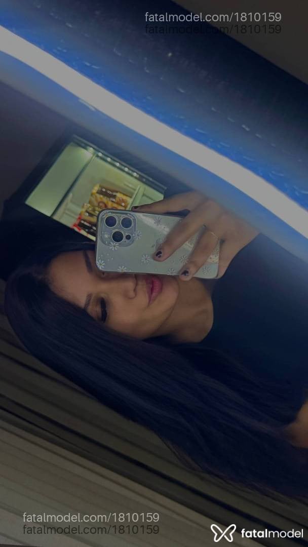 Acompanhante mulher morena (o) de olhos pretos em Chapecó - Emily Ferreira