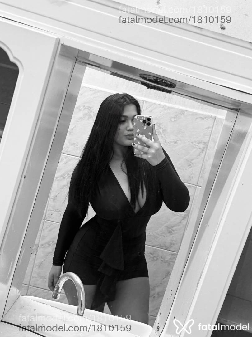 Acompanhante mulher morena (o) de olhos pretos em Chapecó - Emily Ferreira
