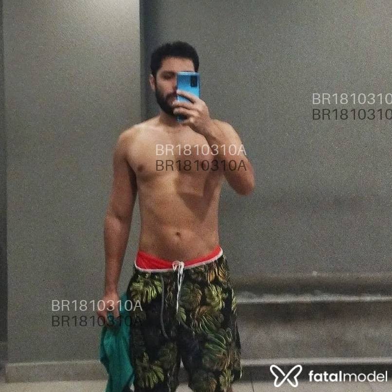 Acompanhante homem morena (o) de olhos pretos em Manaus Acompanhante homem morena (o) de olhos pretos em Manaus - Victor