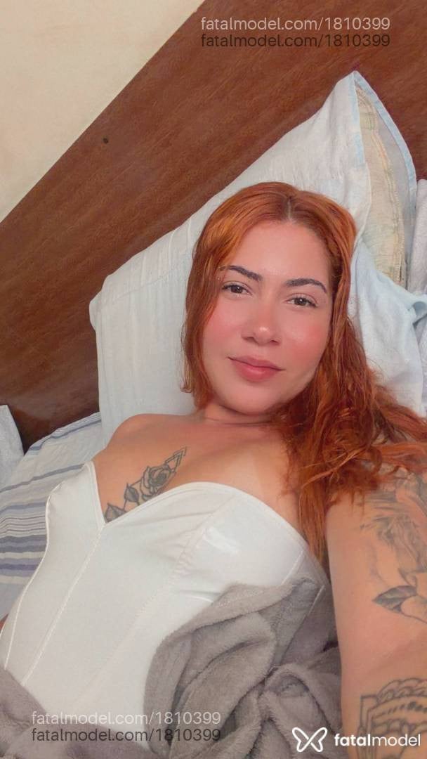Acompanhante mulher ruiva (o) de olhos castanhos - Gabriela