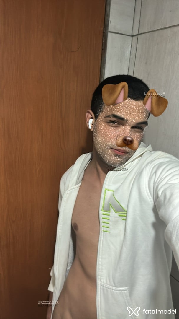 Acompanhante homem morena (o) de olhos castanhos em Brasília - Breno Santos