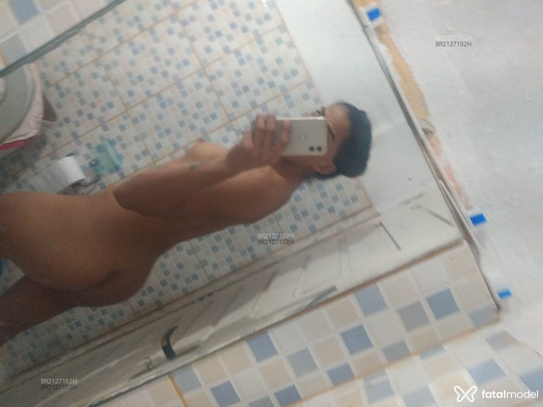Acompanhante mulher trans com cabelo castanho de olhos castanhos em Aracaju Acompanhante mulher trans com cabelo castanho de olhos castanhos em Aracaju - Pamela