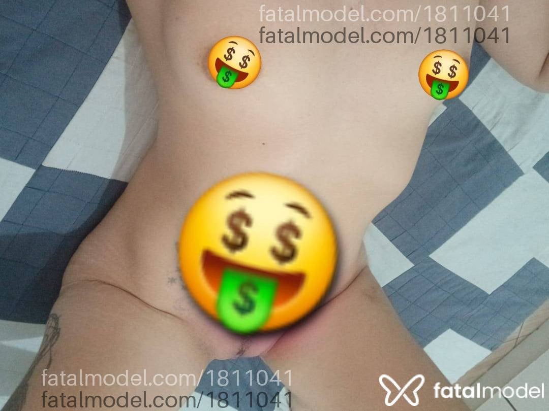 Acompanhante mulher morena (o) de olhos verdes - Lesbicasoficial