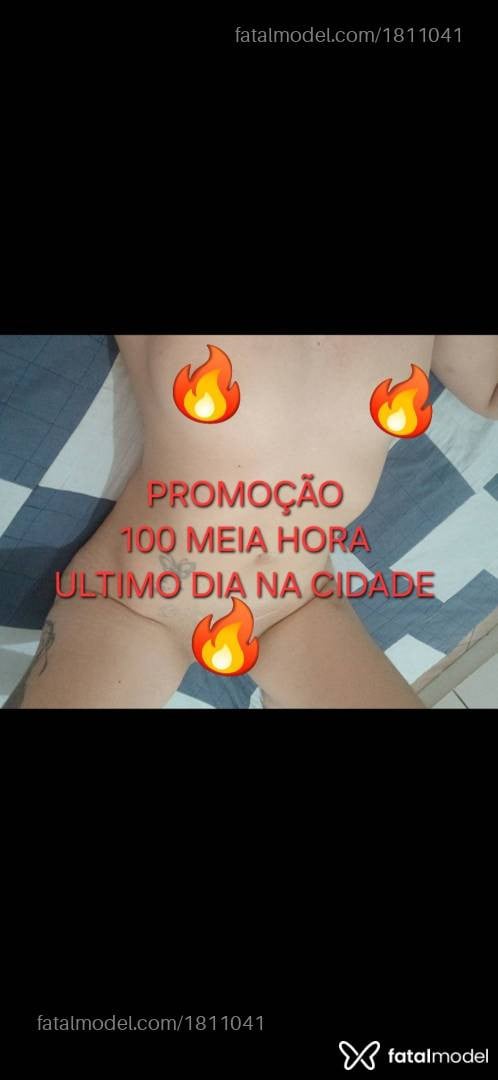 Acompanhante mulher morena (o) de olhos verdes - Lesbicasoficial