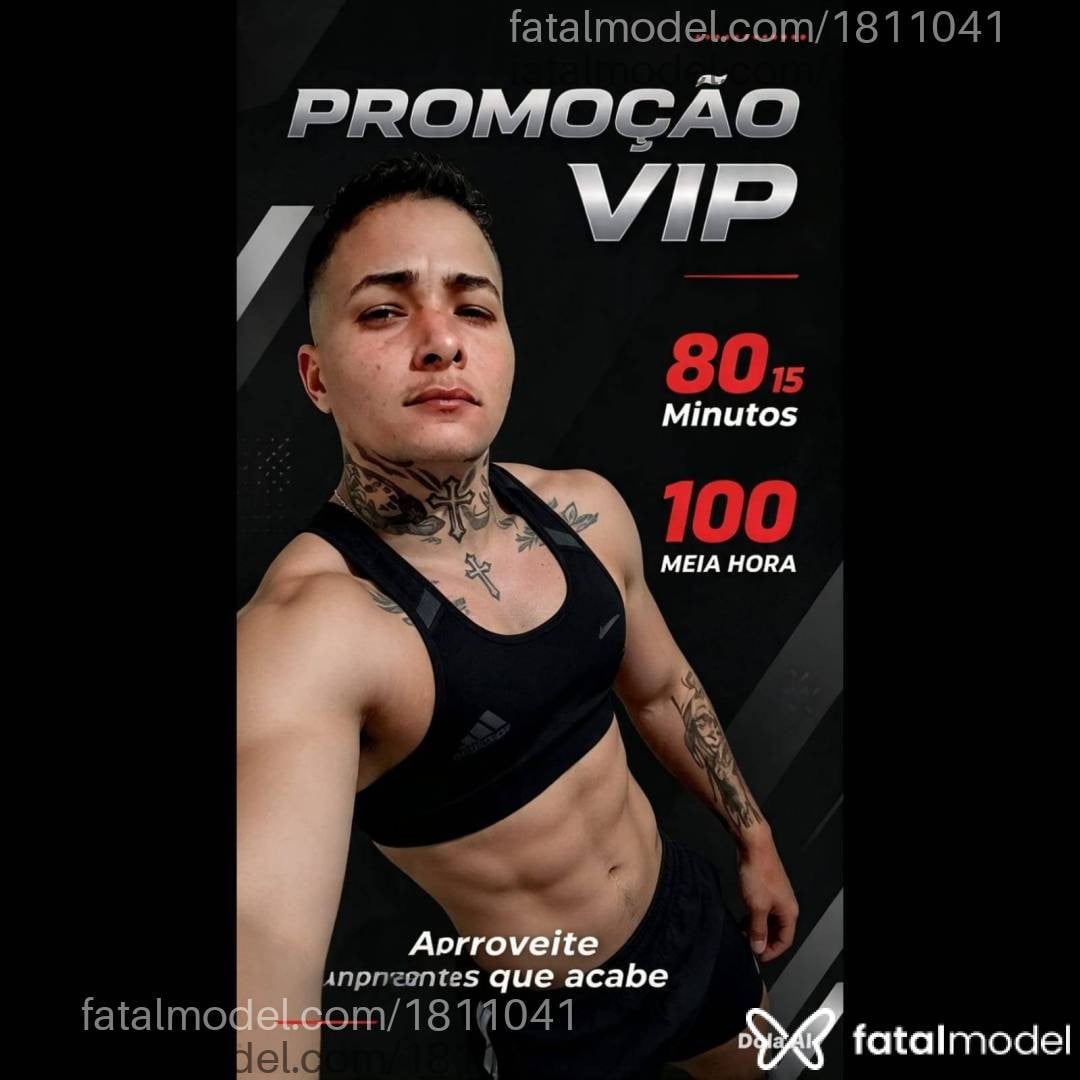 Acompanhante mulher morena (o) de olhos verdes - Lesbicasoficial