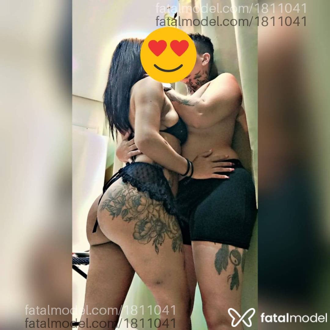 Acompanhante mulher morena (o) de olhos verdes - Lesbicasoficial