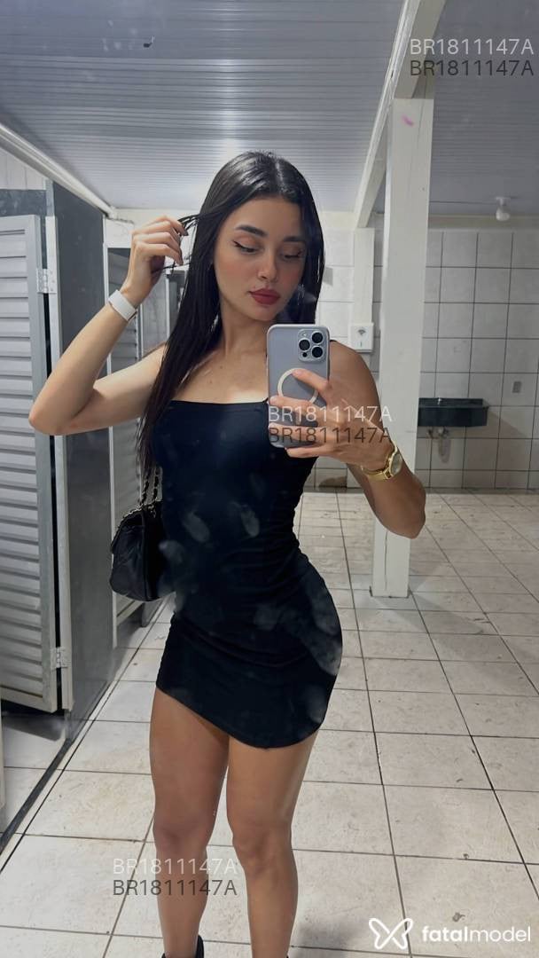 Acompanhante mulher com cabelo castanho de olhos castanhos em São José do Rio Preto - Alice