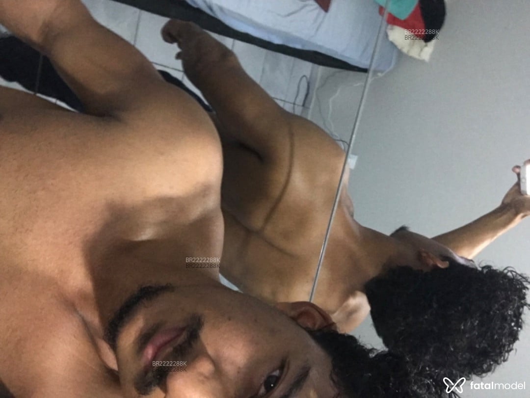Acompanhante homem morena (o) de olhos pretos em Jaraguá do Sul - Elison Hills