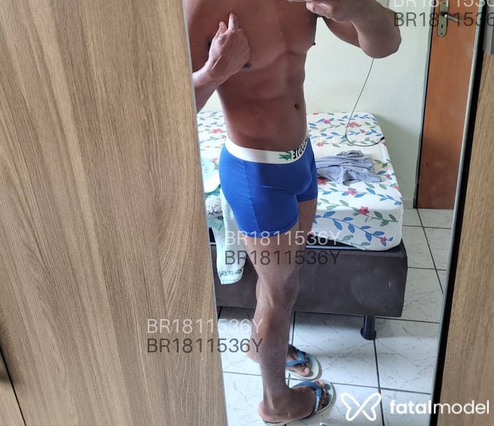 Acompanhante homem morena (o) de olhos pretos em Uberlândia - Miguel