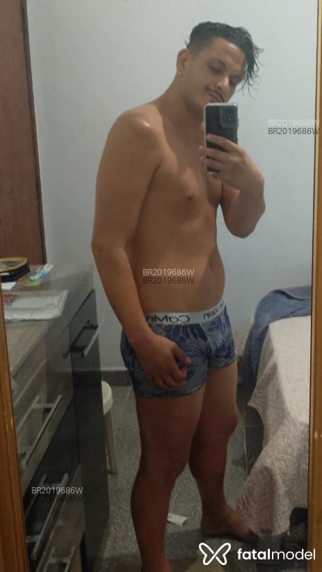 Acompanhante homem loira (o) de olhos castanhos em Rio de Janeiro - Marques