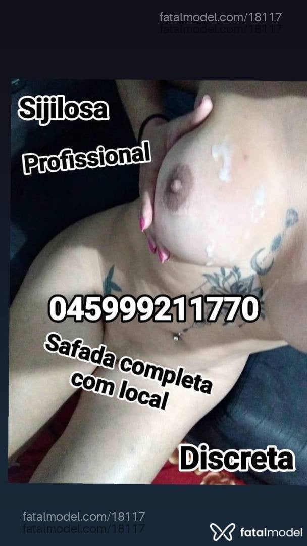 Acompanhante mulher trans morena (o) de olhos mel - Adriana Fox