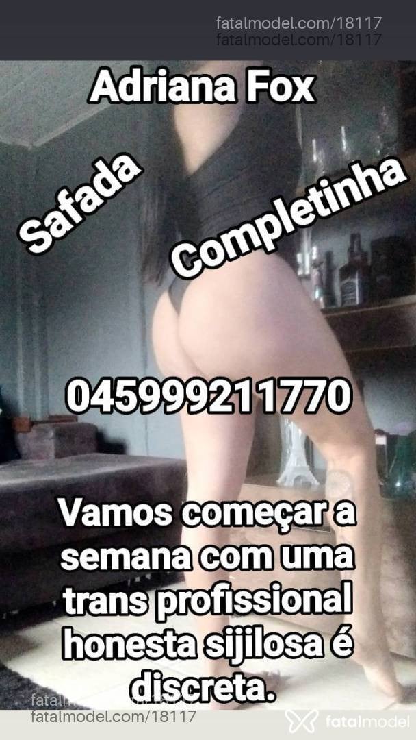 Acompanhante mulher trans morena (o) de olhos mel - Adriana Fox