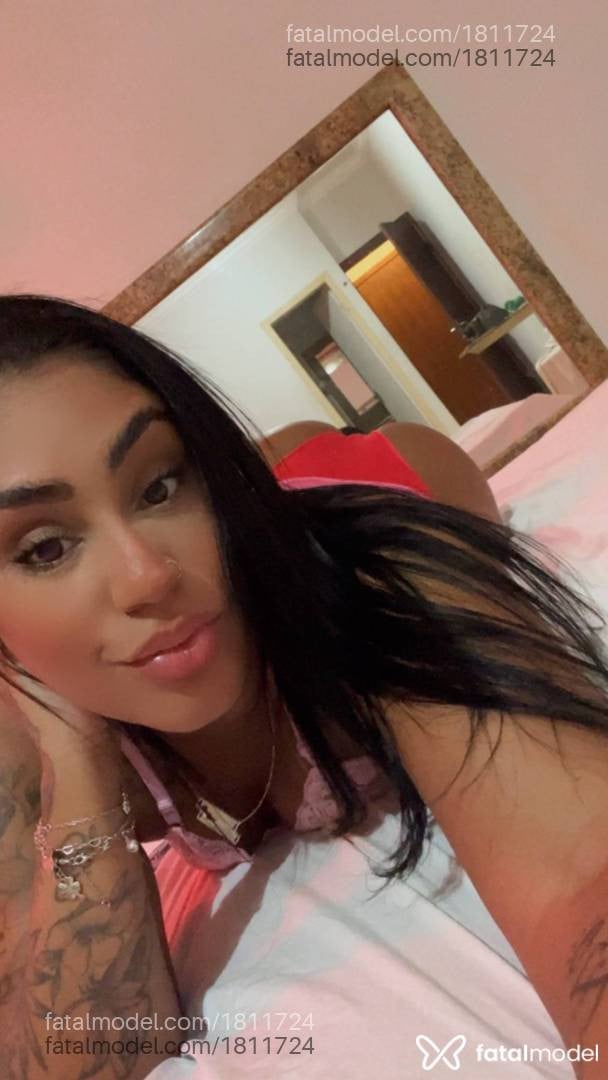 Acompanhante mulher morena (o) de olhos castanhos - Melissa