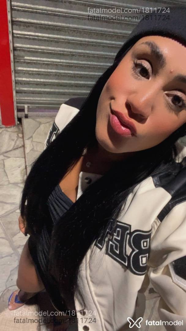 Acompanhante mulher morena (o) de olhos castanhos em Nova Serrana - Melissa