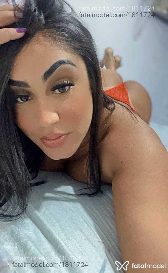 Acompanhante mulher morena (o) de olhos castanhos - Melissa