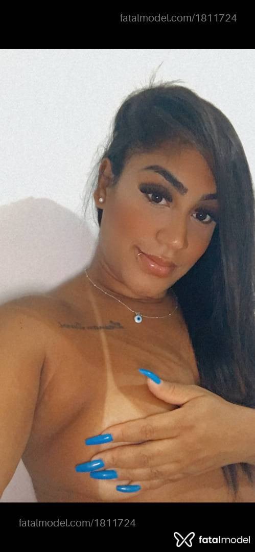 Acompanhante mulher morena (o) de olhos castanhos - Melissa